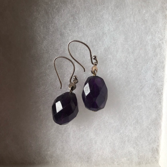 Amethyst drop earrings. - Picture 2 of 4